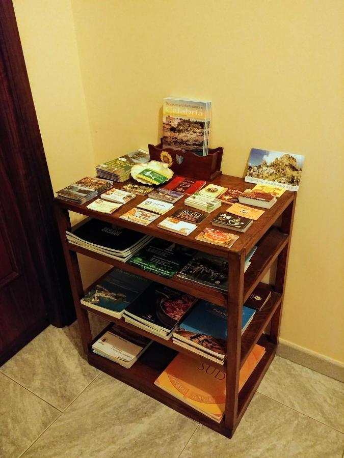 B&B Nereidi メーリト・ディ・ポルト・サルヴォ エクステリア 写真